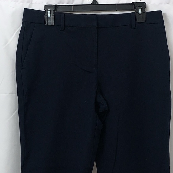 Women’s Ann Taylor Petite Curvy Fit Navy Pants Size 8P EUC - Picture 4 of 8